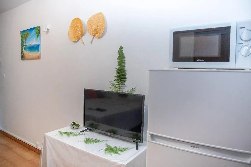 Studio Prive Climatise En Bas De Villa Фор-де-Франс 0*,  Мартиника